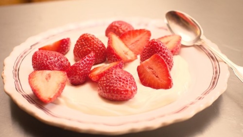 きょうの料理 いちごのヨーグルトクリームの作り方 小堀紀代美さんいちごスイーツのレシピ 3 11 凛とした暮らし 凛々と