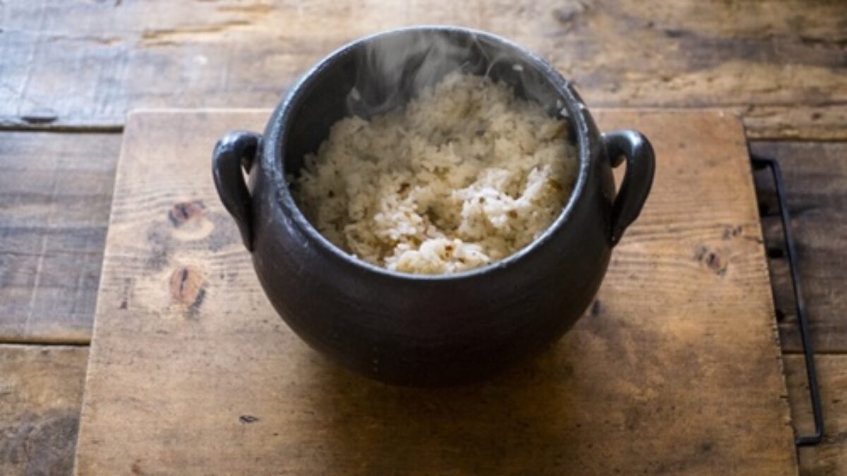 ハナタカ 土鍋ご飯専門店が伝授 美味しいお米の研ぎ方 炊き方 4 16 凛とした暮らし 凛々と