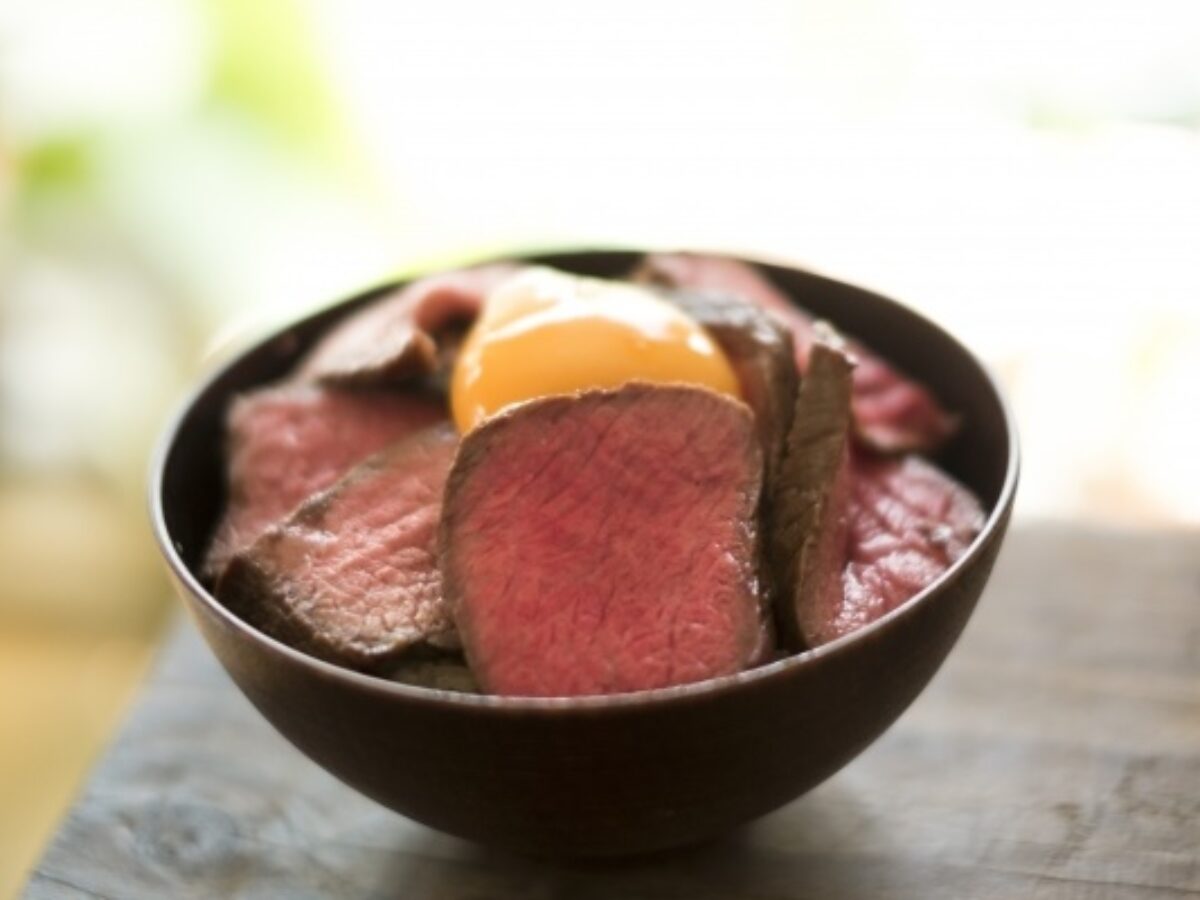 ごはんジャパン 神谷流ローストビーフ丼の作り方 フライパンひとつ 15分でできるレシピ 8 22 凛とした暮らし 凛々と