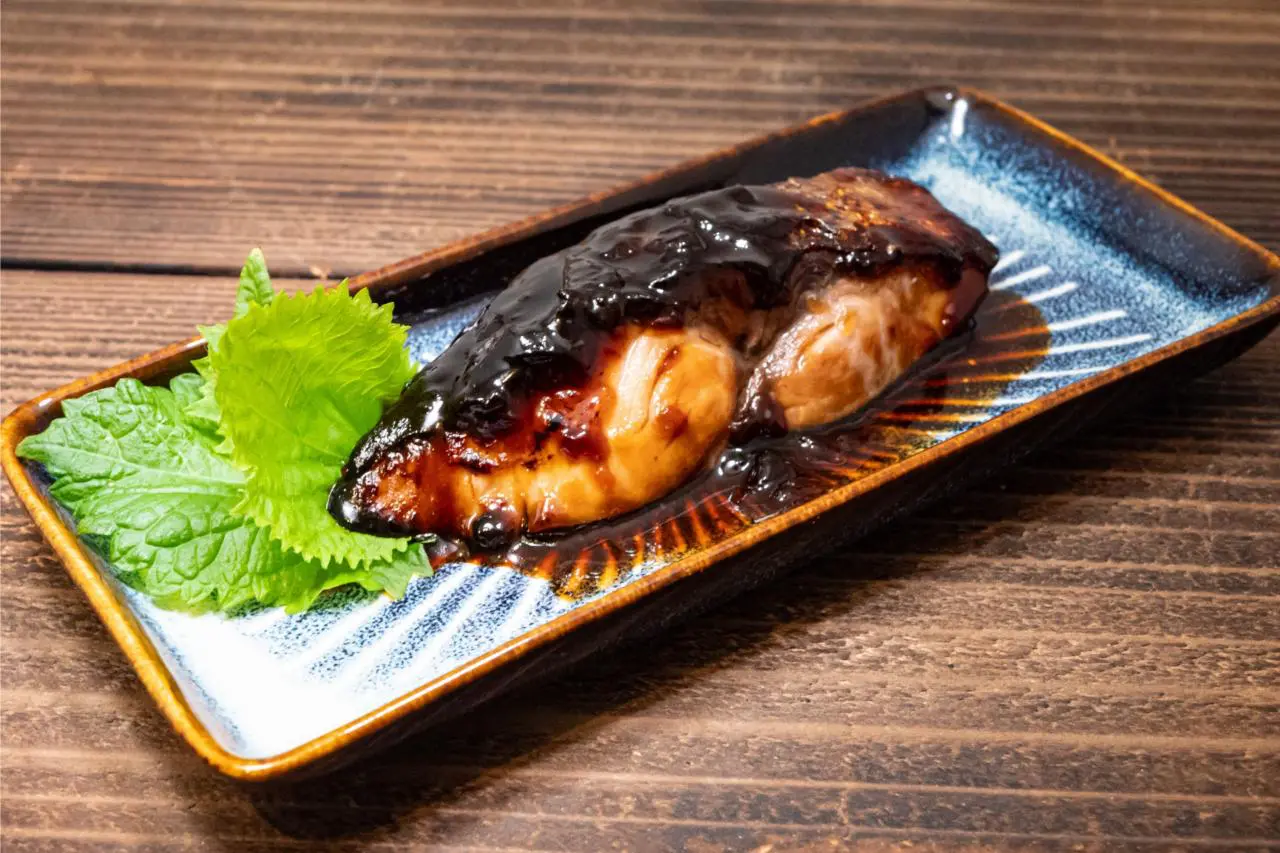 水槽 burinoteriyaki トリセツショー】ぶりの照り焼きの作り方。ズンソース活用レシピ